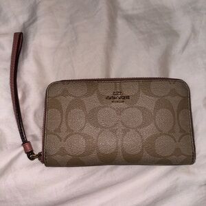 Coach wallet